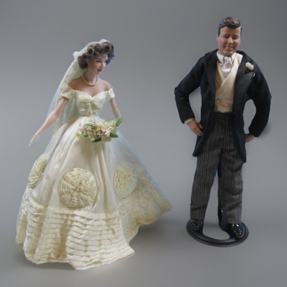 Franklin Mint JFK & Jacqueline Kennedy Wedding Dolls 18” w/ Paperwork Box Set